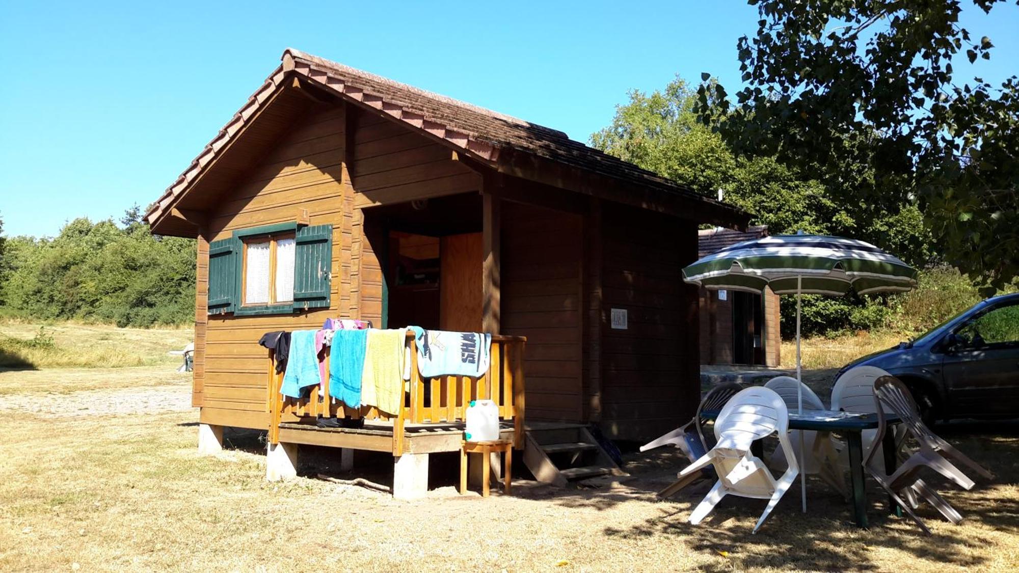Camping De Saulieu Exterior photo